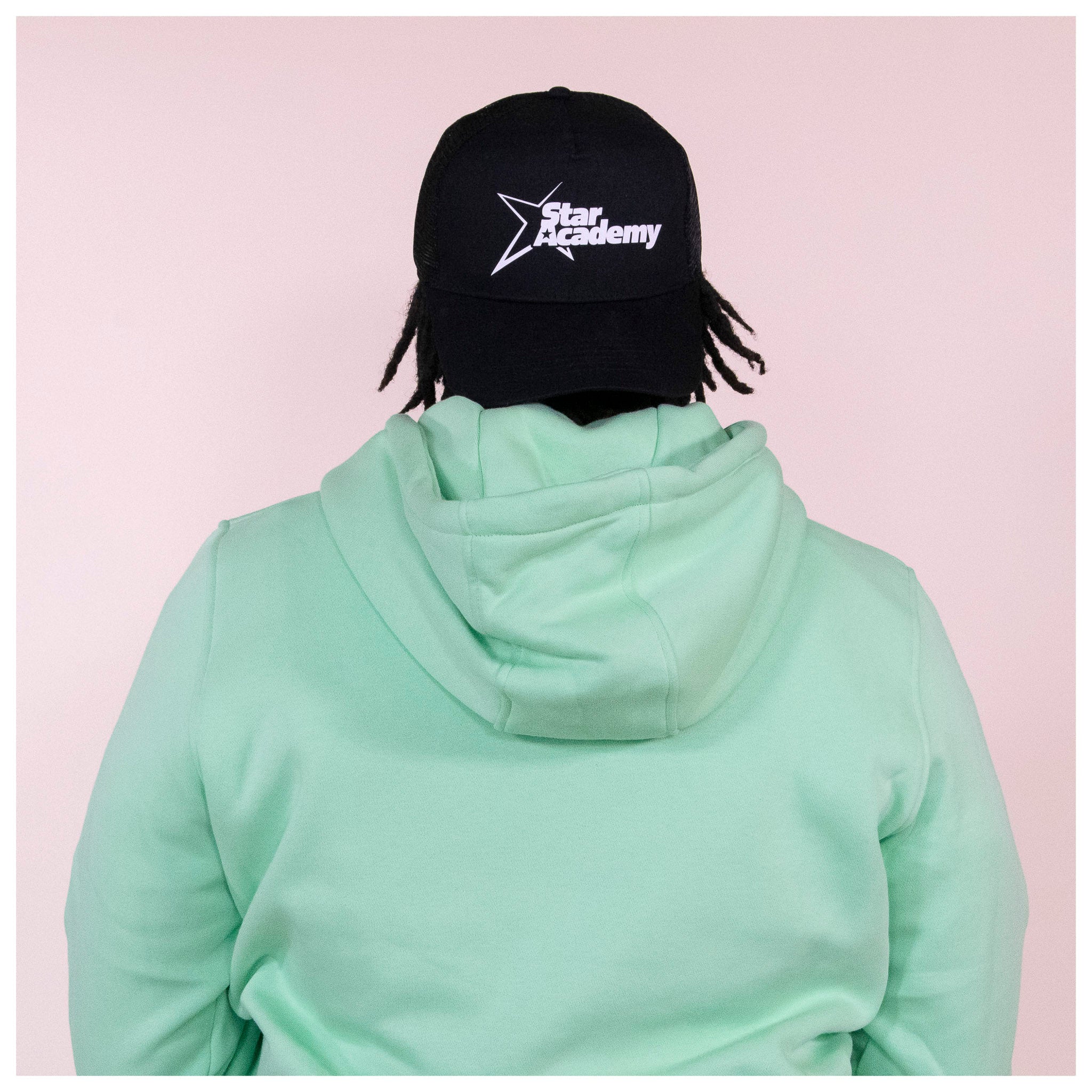 star academy starac boutique merch tournée 2024 2025 bonnet mug tasse pull hoodie crop top  tshirt carnet casquette veste baseball jogging brassiere legging 