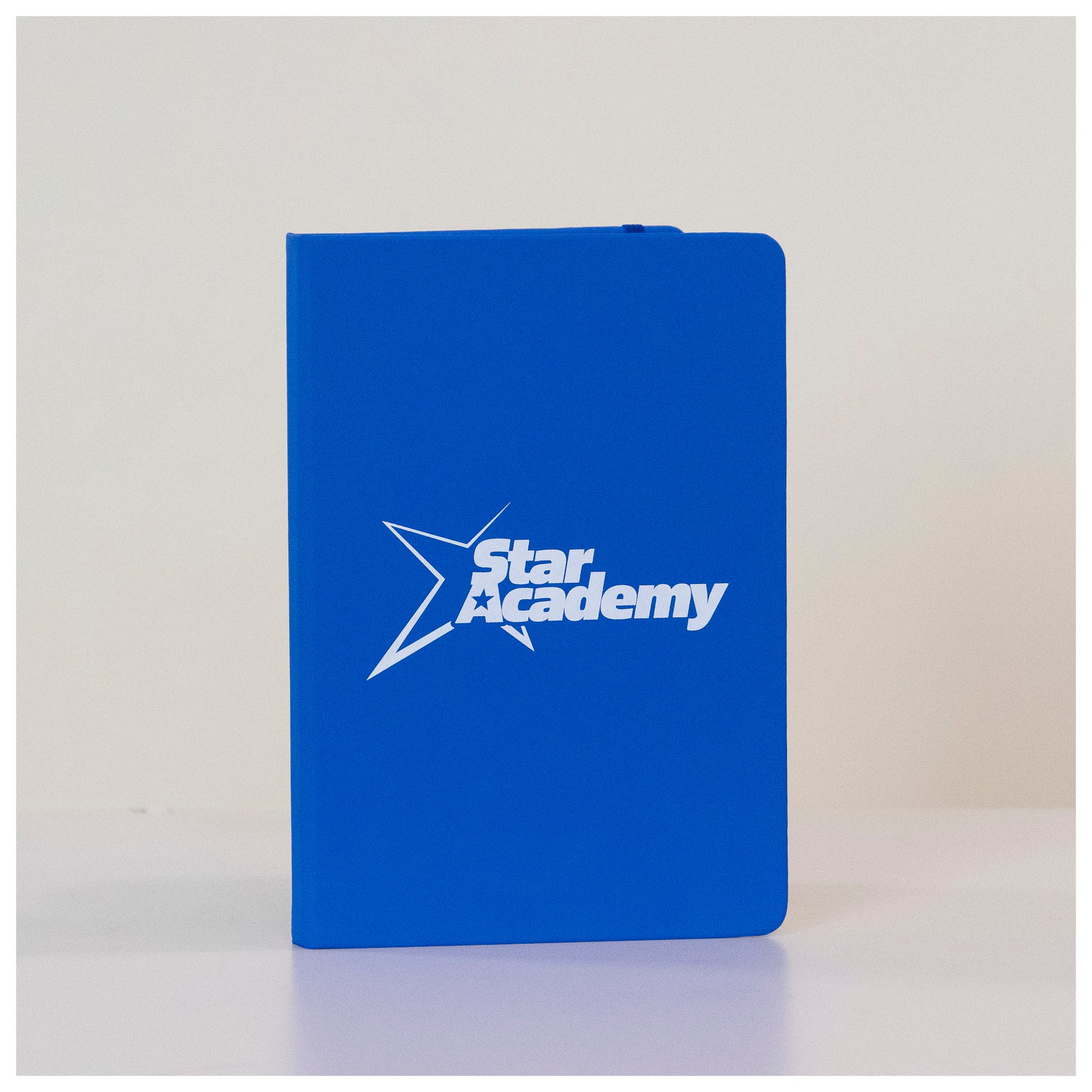 star academy starac boutique merch tournée 2024 2025 bonnet mug tasse pull hoodie tshirt carnet casquette veste jogging brassiere legging 